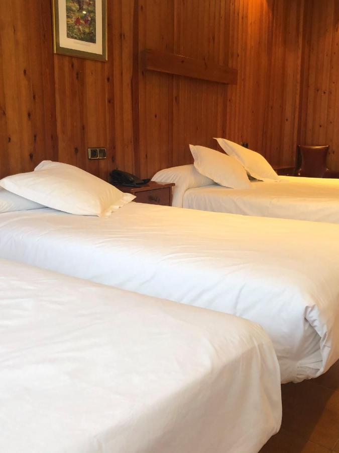 Hotel Solana Del Ter รีโปลล์ ภายนอก รูปภาพ