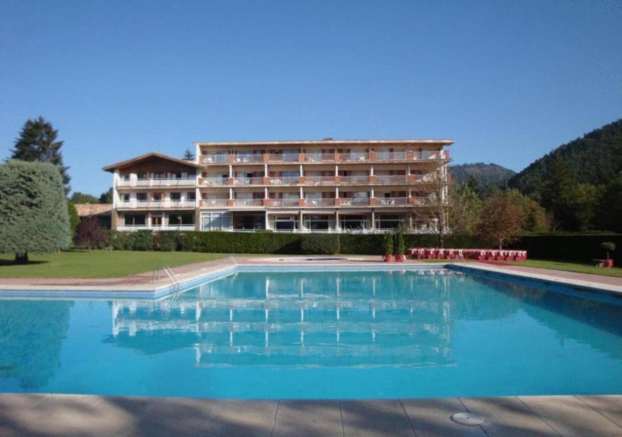 Hotel Solana Del Ter รีโปลล์ ภายนอก รูปภาพ